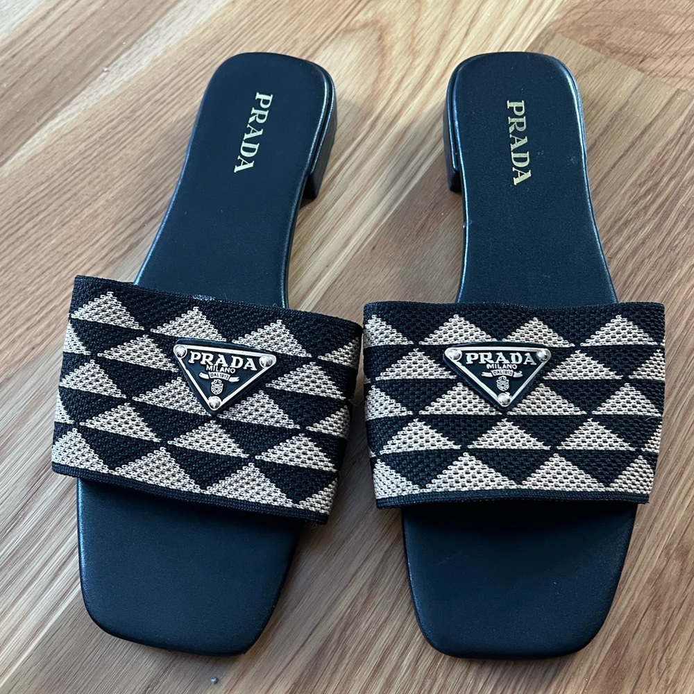 Black and Tan Slide Sandals - Read Description!